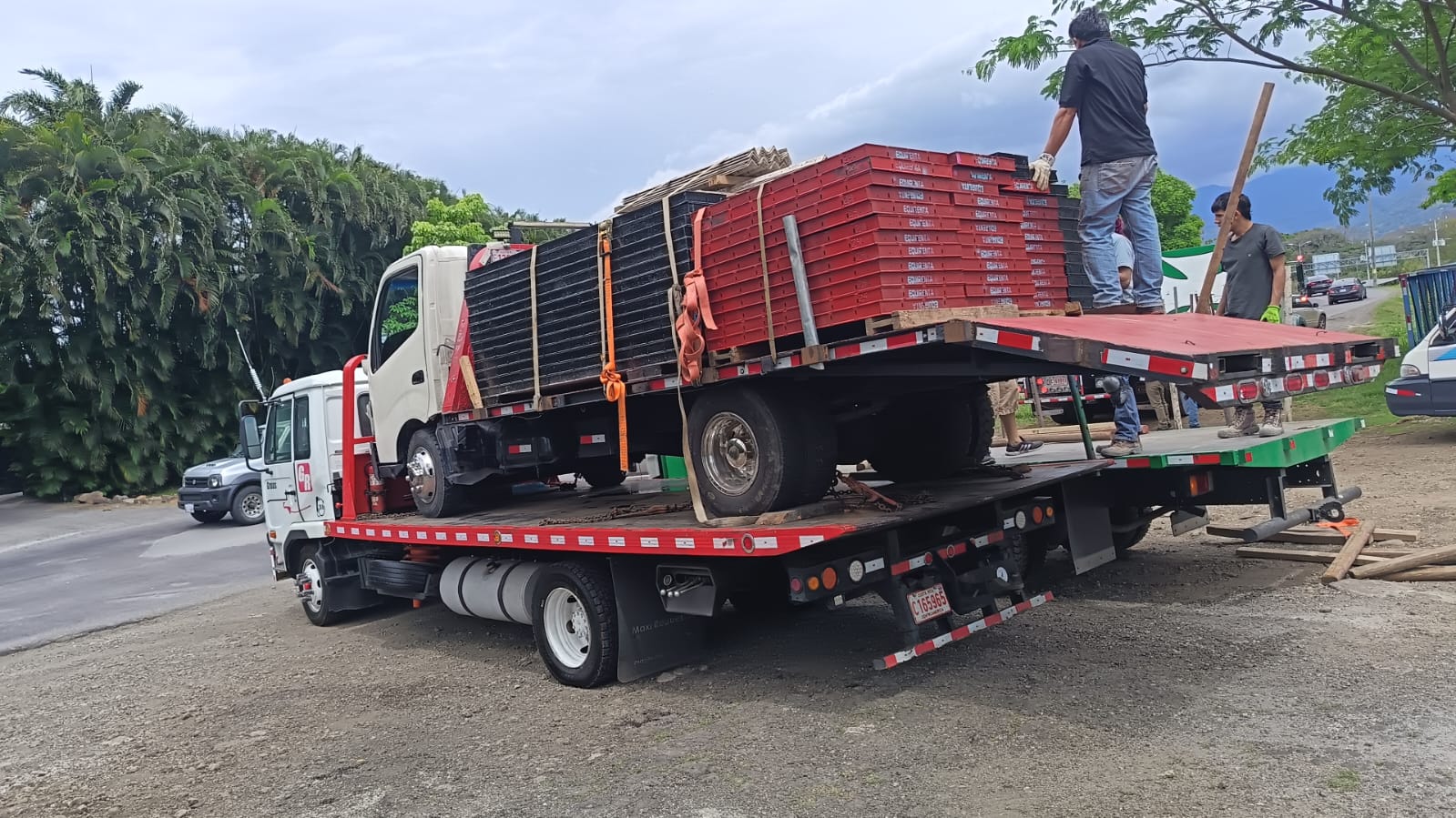 Rescate de vehículo pesado en carretera